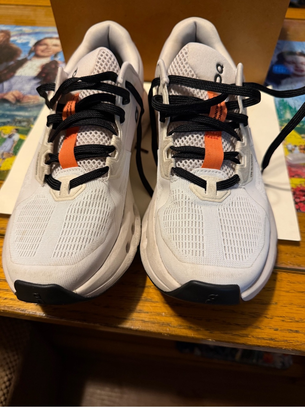 Woman’s Cloud runner